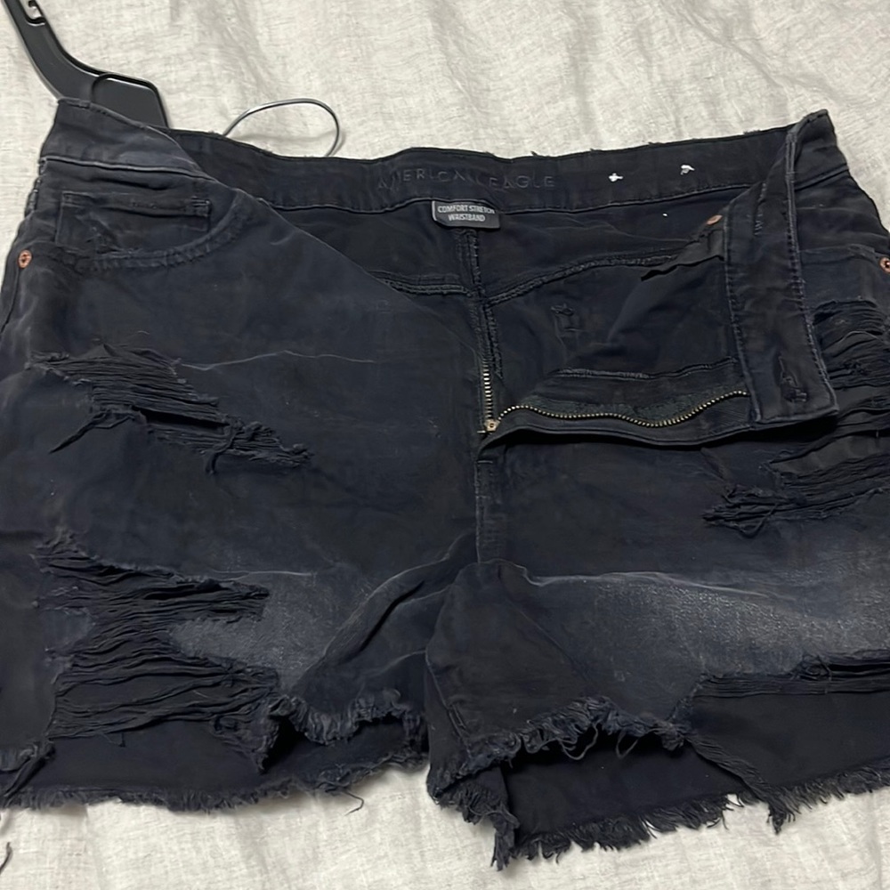 American eagle shorts-never worn